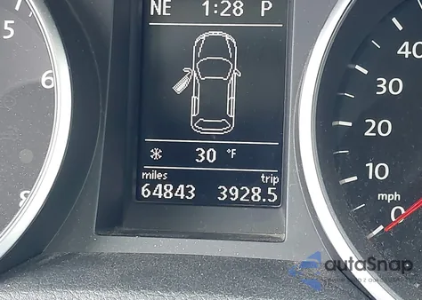 2011 Volkswagen Golf 2.5L 4-Door z USA, uszkodzony, nr VIN WVWDA7AJ5BW091684